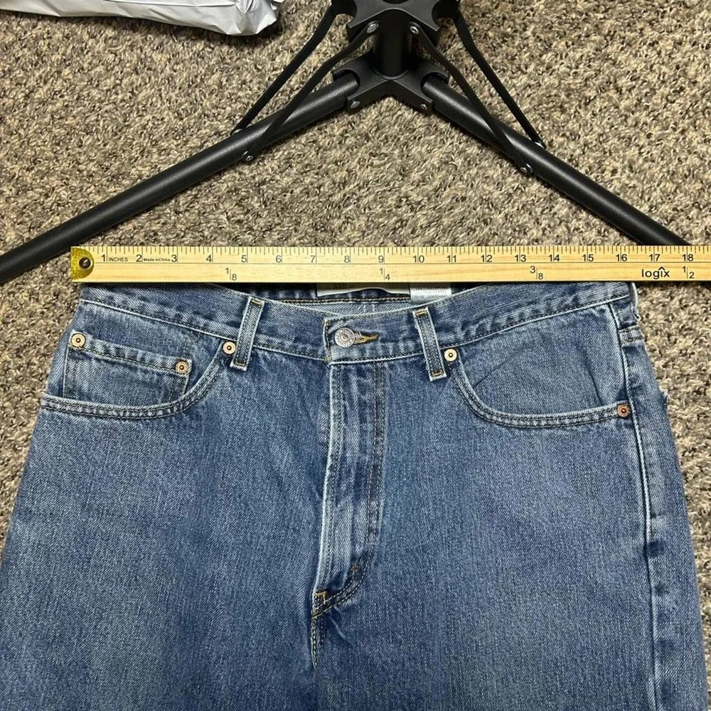Vintage Levi‎ 550 Relaxed Fit Jeans Light Wash Size 34x30